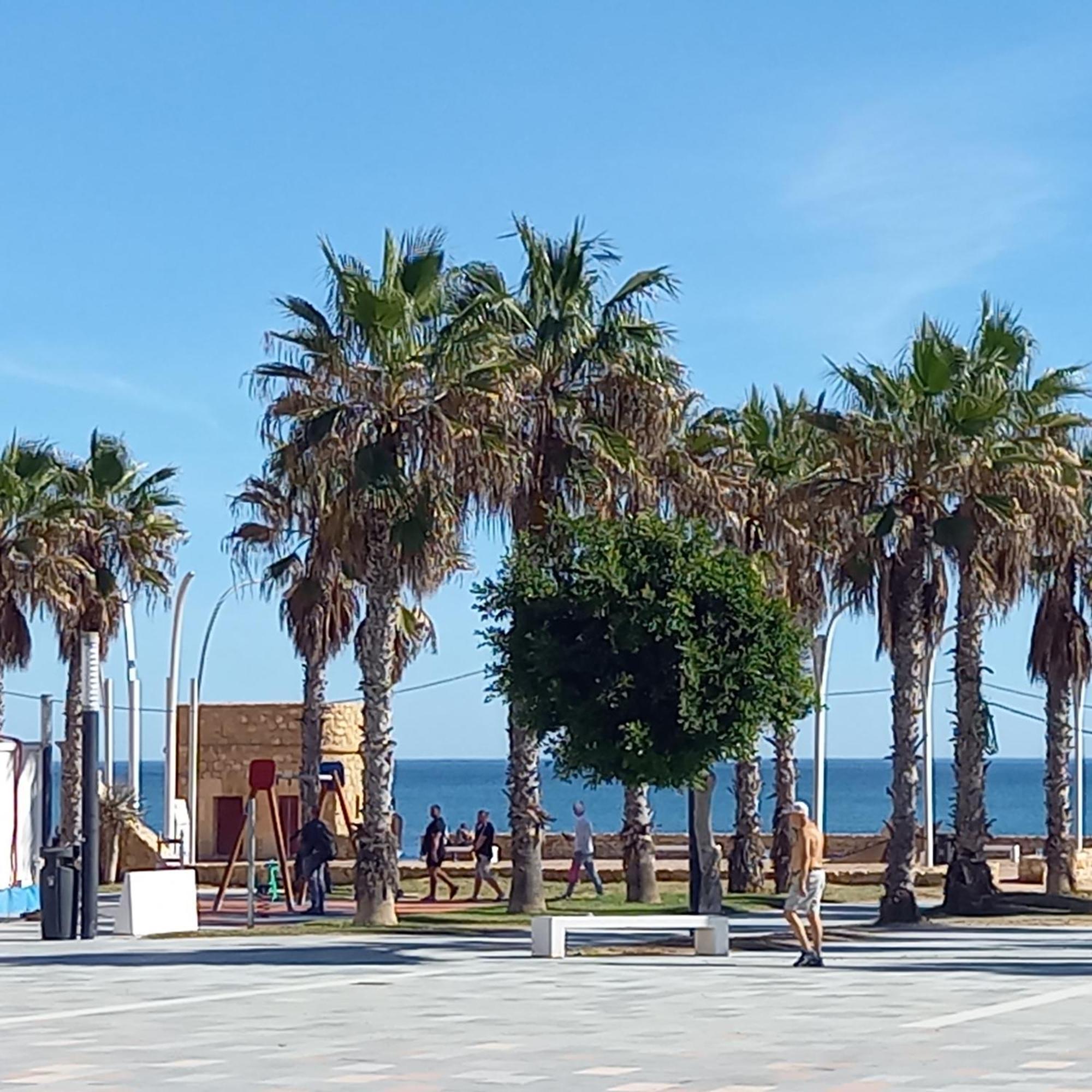 Bonito Apartamento 150 M De La Playa La Mata لا ماتا المظهر الخارجي الصورة