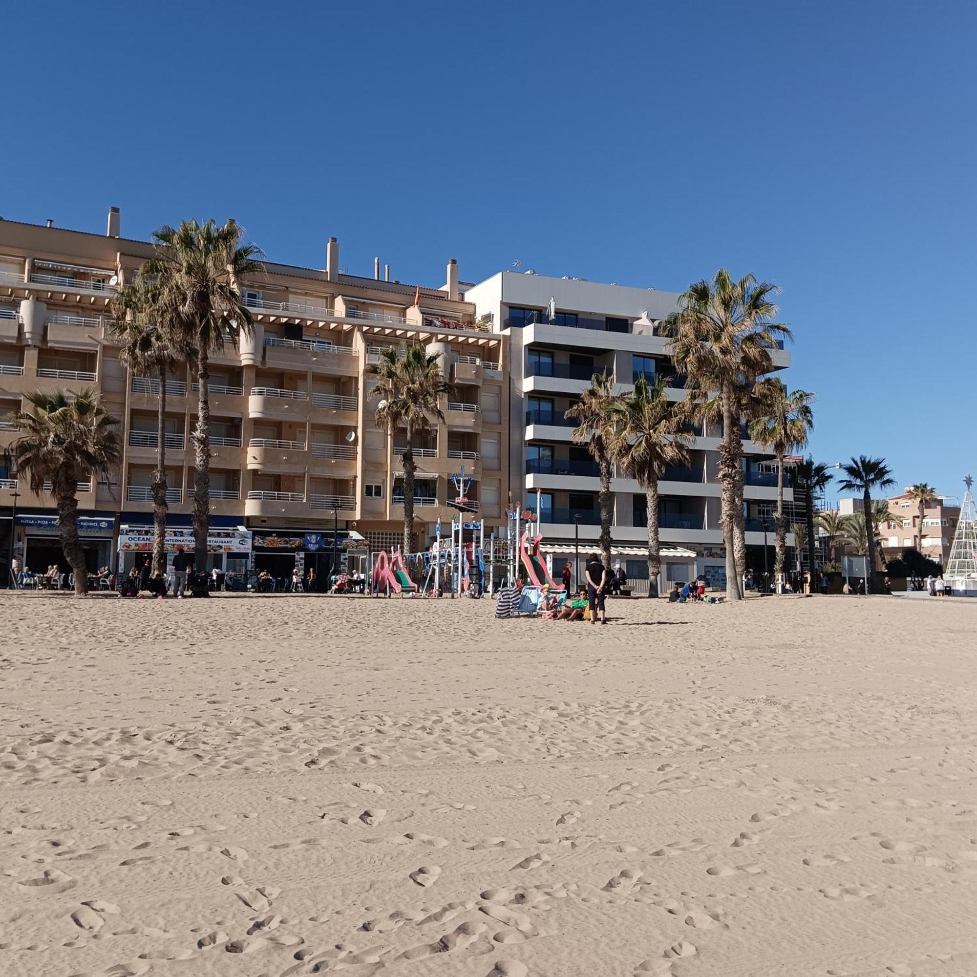 Bonito Apartamento 150 M De La Playa La Mata لا ماتا المظهر الخارجي الصورة