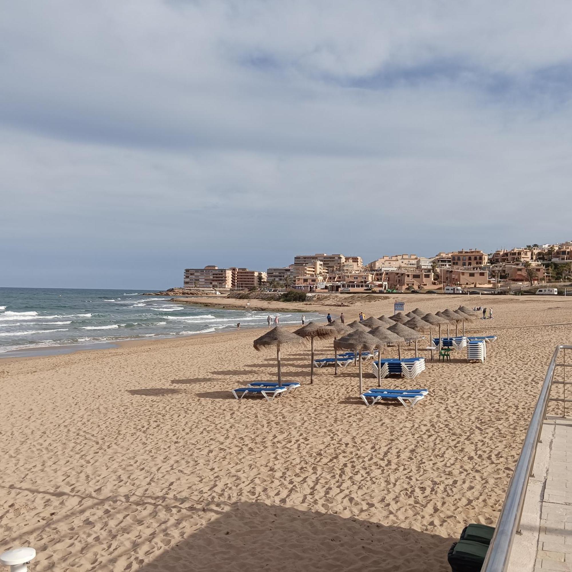 Bonito Apartamento 150 M De La Playa La Mata لا ماتا المظهر الخارجي الصورة